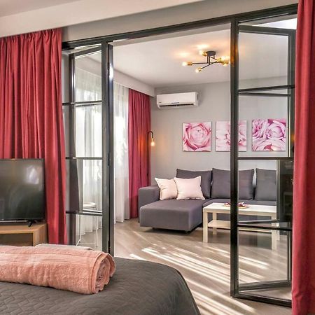 סופיה Rose One Bedroom Designer Apartment In City Centre By Flat Mаnager מראה חיצוני תמונה
