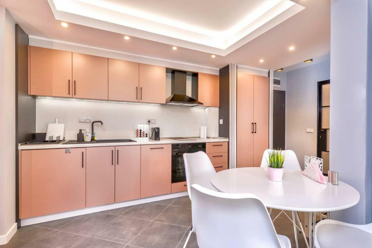 סופיה Rose One Bedroom Designer Apartment In City Centre By Flat Mаnager מראה חיצוני תמונה