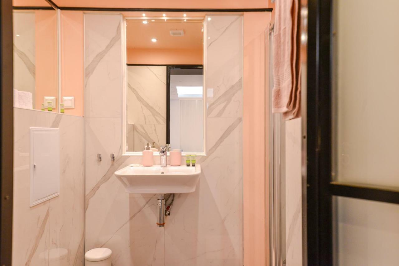 סופיה Rose One Bedroom Designer Apartment In City Centre By Flat Mаnager מראה חיצוני תמונה